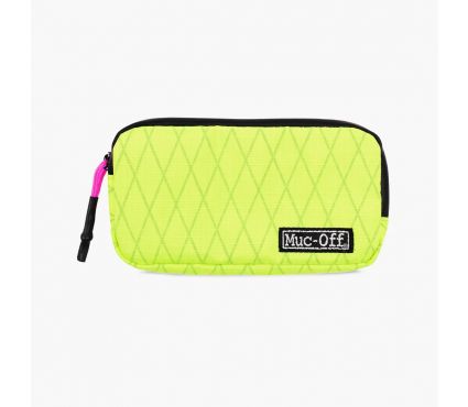 Pirmās nepieciešamības lietu soma Muc-Off Rainproof Essentials Case HI VIS